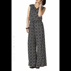 Jessica Howard Geometric Jumpsuit 🔲